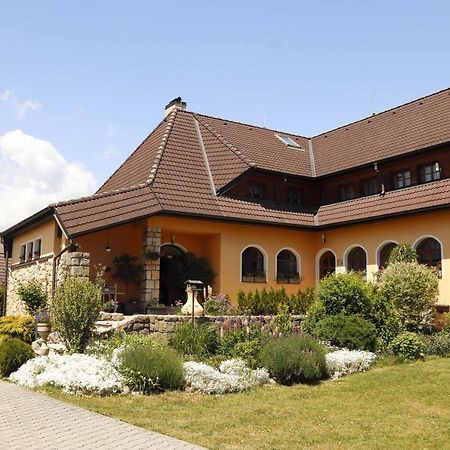 Apartman U Vagnera Dvůr Králové nad Labem Exterior foto
