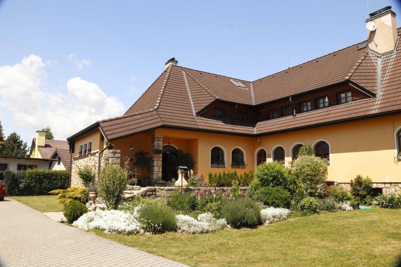 Apartman U Vagnera Dvůr Králové nad Labem Exterior foto